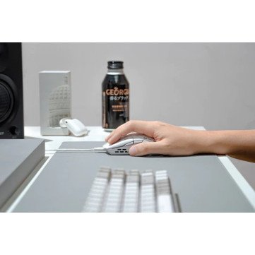 Keychron M1 ultra yengil optik oʻyin sichqonchasi ok
