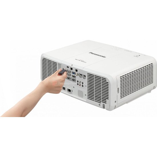 Panasonic PT-MZ770E WUXGA лазерный проектор Panasonic PT-MZ770E WUXGA лазерный проектор